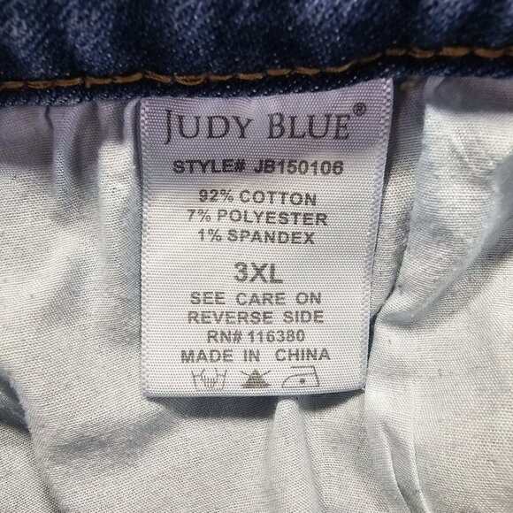 Judy Blue Jean Shorts Womens Size 3XL Medium Wash Bandana Print Cut Offs Stretch - Picture 6 of 10